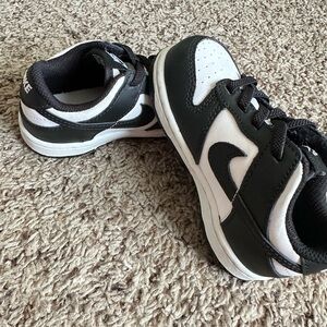 Nike Kids Black and White Sneakers